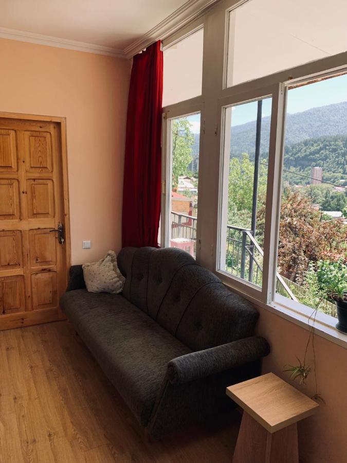 Ano'A Lägenhet Borjomi Exteriör bild