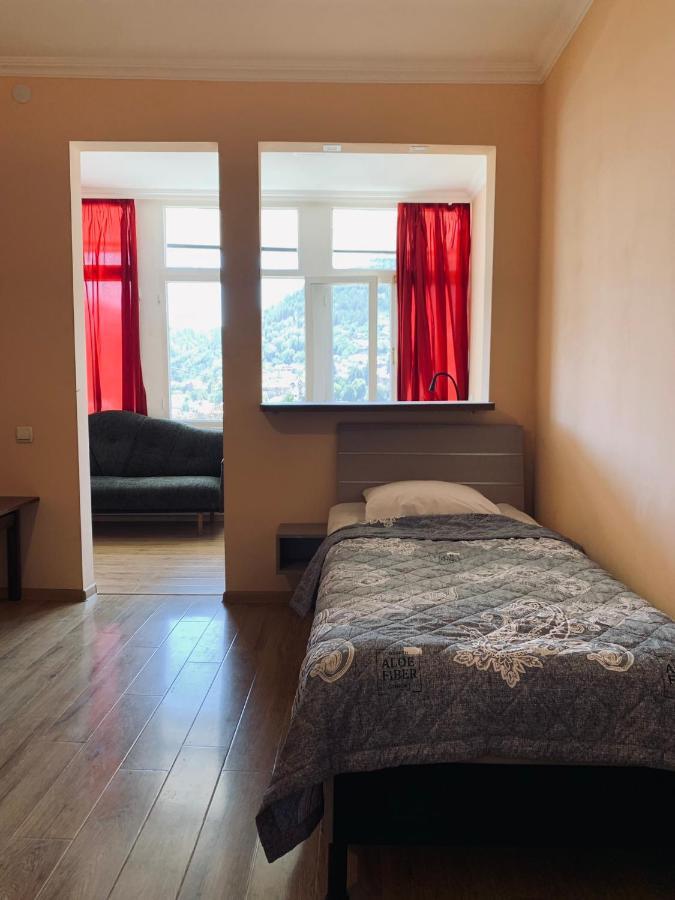 Ano'A Lägenhet Borjomi Exteriör bild